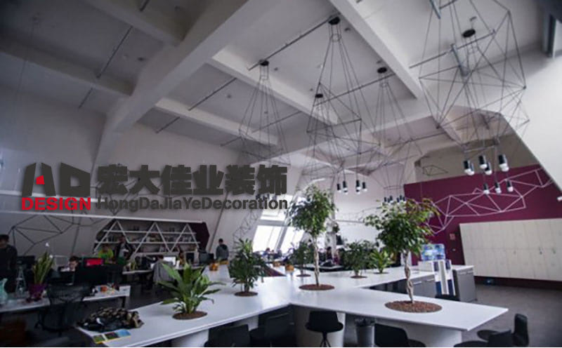 200平辦公室裝修應(yīng)該怎么布局？